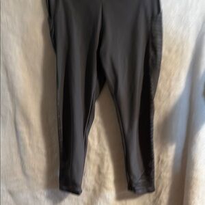 Marika grey workout leggings. Size med. Pockets both sides